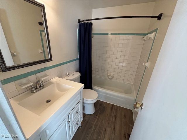 2441 45th Street NW, Canton, OH 44709