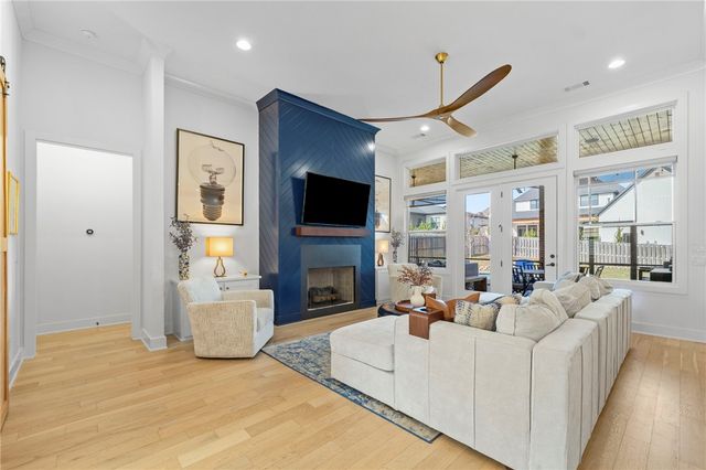 8001 W Bancroft Street, Rogers, AR 72758