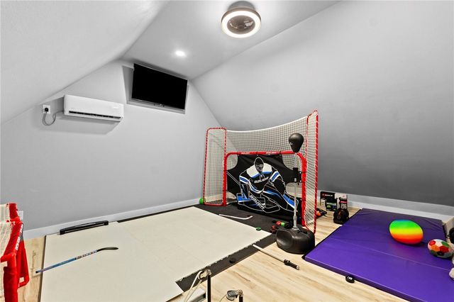 8001 W Bancroft Street, Rogers, AR 72758