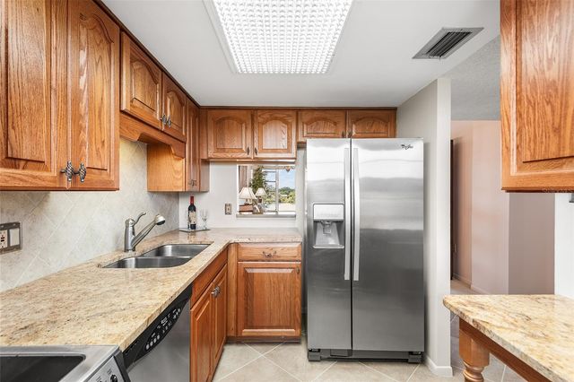 700 MIRROR TERRACE NW 506, Winter Haven, FL 33881
