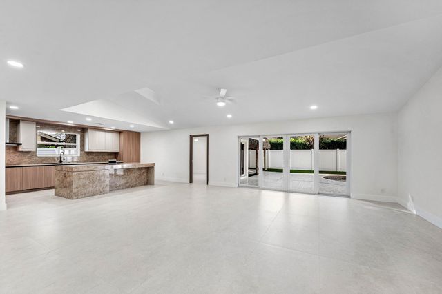 1380 SW 1st Street, Boca Raton, FL 33486