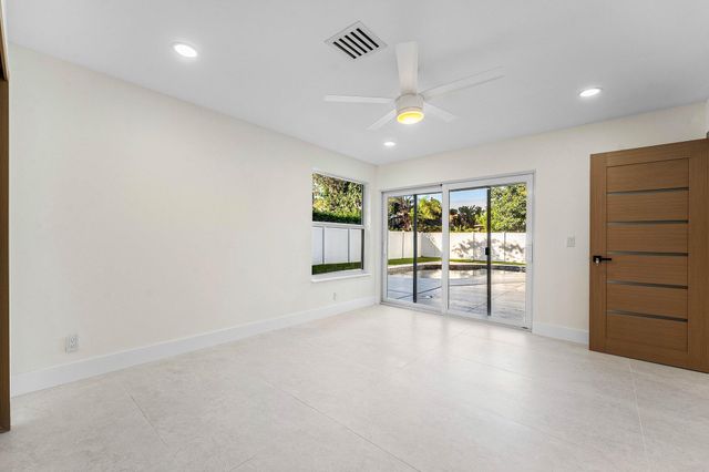 1380 SW 1st Street, Boca Raton, FL 33486