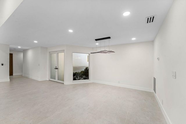 1380 SW 1st Street, Boca Raton, FL 33486