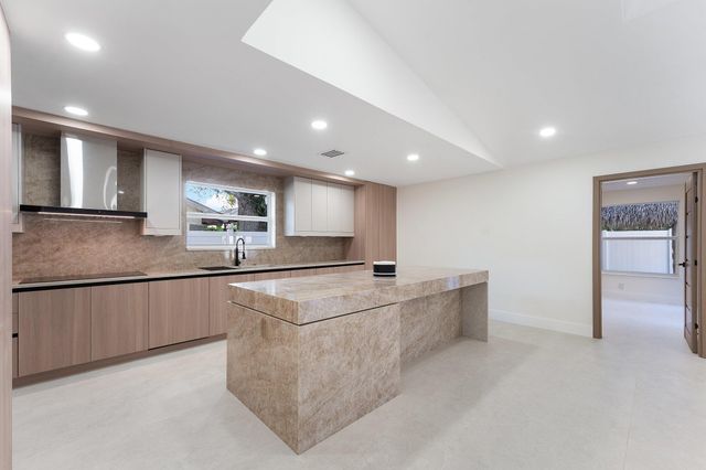 1380 SW 1st Street, Boca Raton, FL 33486