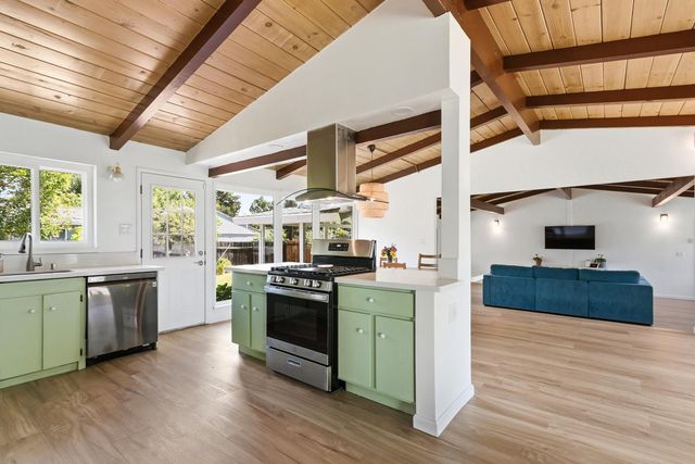 3371 Whitney Ave, Sacramento, CA 95821