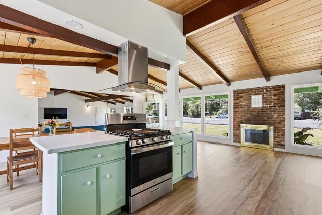 3371 Whitney Ave, Sacramento, CA 95821
