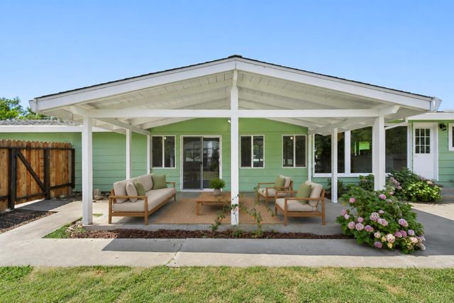3371 Whitney Ave, Sacramento, CA 95821
