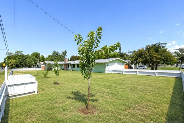 3371 Whitney Ave, Sacramento, CA 95821