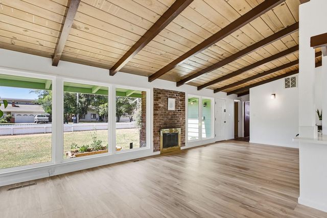 3371 Whitney Ave, Sacramento, CA 95821