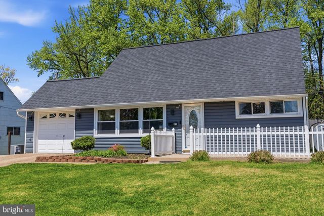 25 VERMILLION LN, Levittown, PA 19054