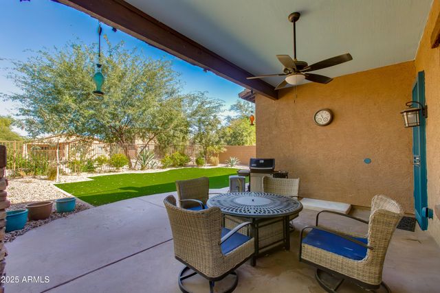1414 W SWAN Court, Chandler, AZ 85286