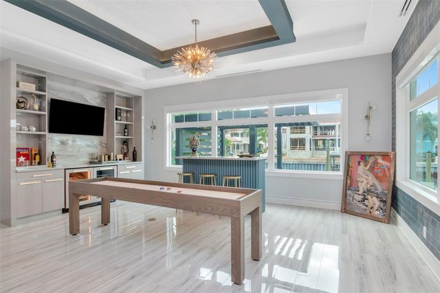 4936 W SAN RAFAEL STREET, Tampa, FL 33629