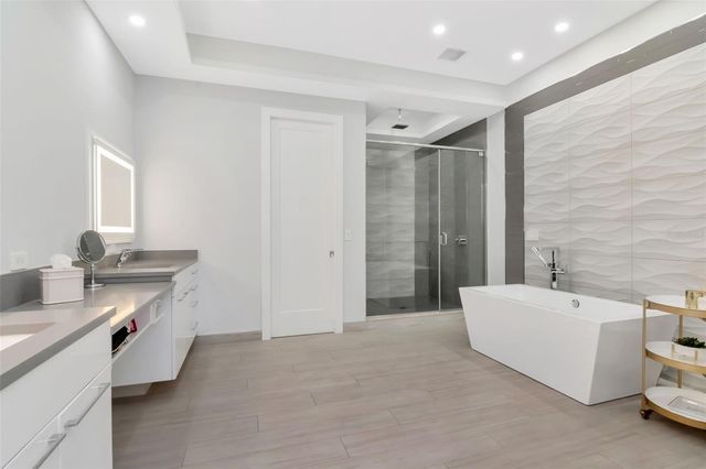 4936 W SAN RAFAEL STREET, Tampa, FL 33629