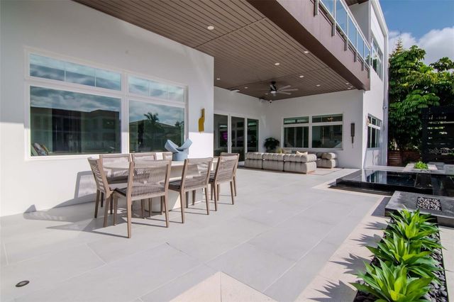 4936 W SAN RAFAEL STREET, Tampa, FL 33629