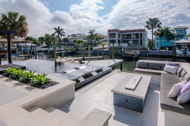 4936 W SAN RAFAEL STREET, Tampa, FL 33629