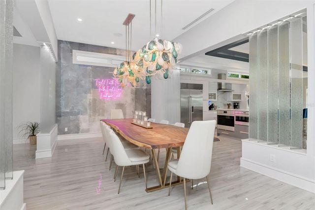 4936 W SAN RAFAEL STREET, Tampa, FL 33629