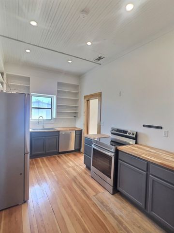 506 W Columbia, Marfa, TX 79843