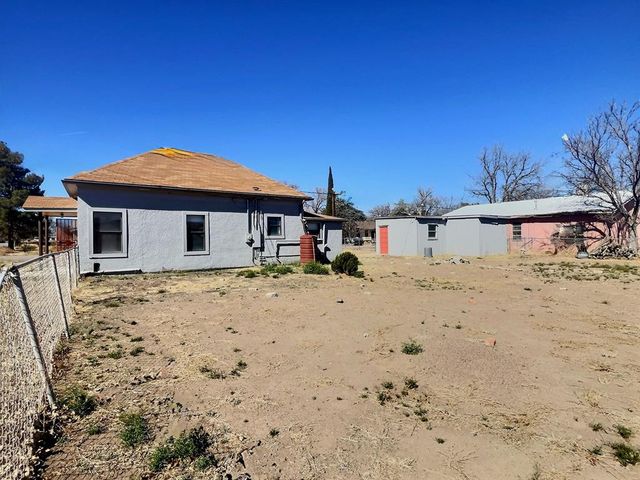 506 W Columbia, Marfa, TX 79843