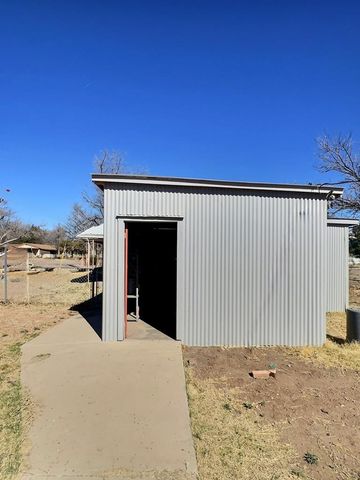 506 W Columbia, Marfa, TX 79843