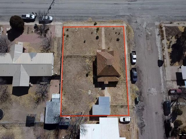506 W Columbia, Marfa, TX 79843