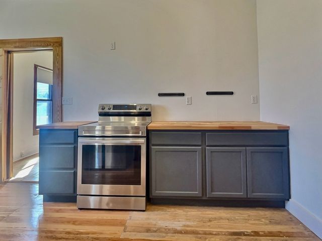 506 W Columbia, Marfa, TX 79843