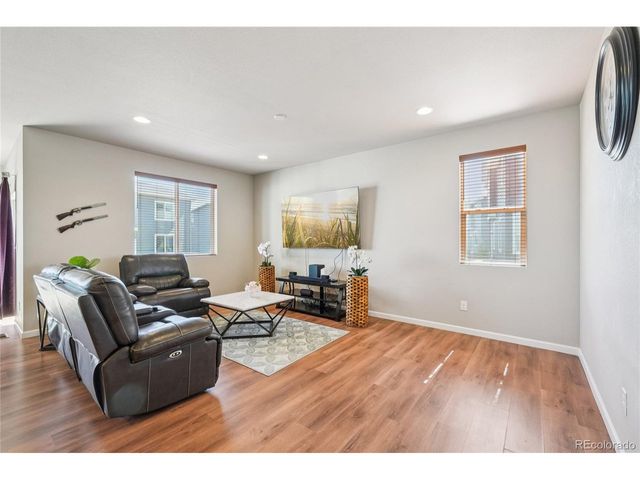 1 Marlowe Dr, Erie, CO 80516