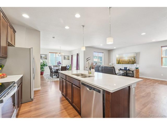 1 Marlowe Dr, Erie, CO 80516