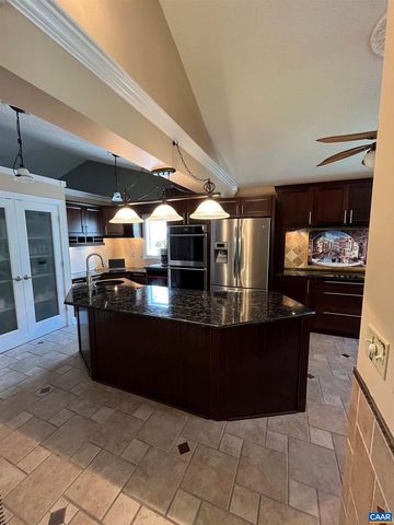 716 PREDDY CREEK RD, Barboursville, VA 22923