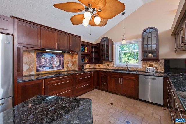 716 PREDDY CREEK RD, Barboursville, VA 22923