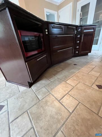 716 PREDDY CREEK RD, Barboursville, VA 22923