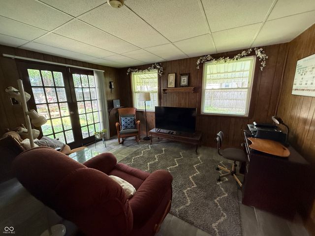 121 W Camp Street, Lebanon, IN 46052