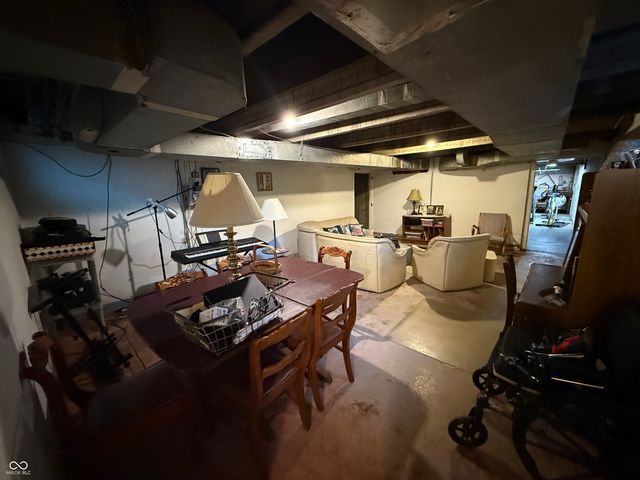 121 W Camp Street, Lebanon, IN 46052