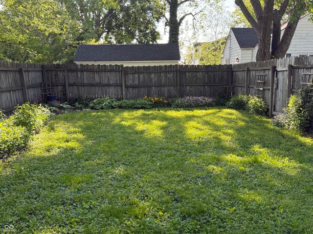121 W Camp Street, Lebanon, IN 46052