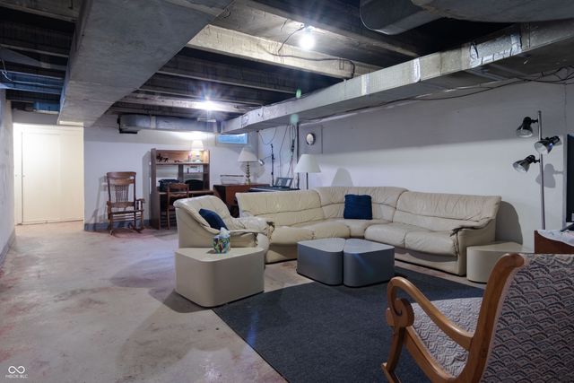 121 W Camp Street, Lebanon, IN 46052