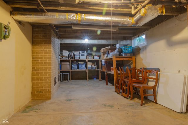 121 W Camp Street, Lebanon, IN 46052