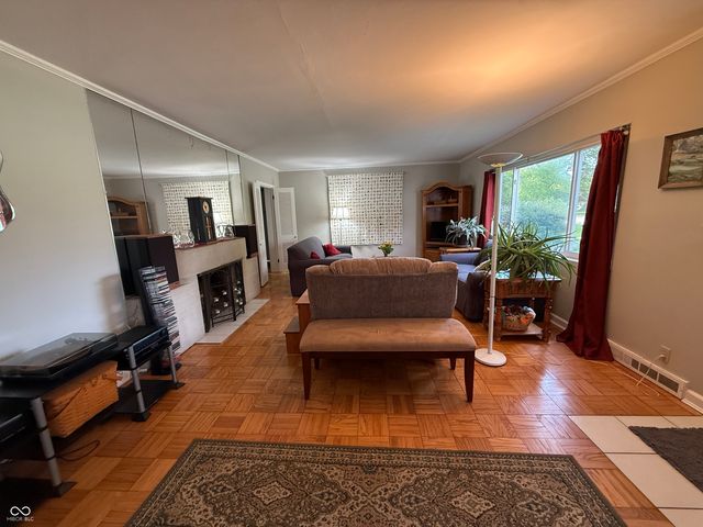 121 W Camp Street, Lebanon, IN 46052