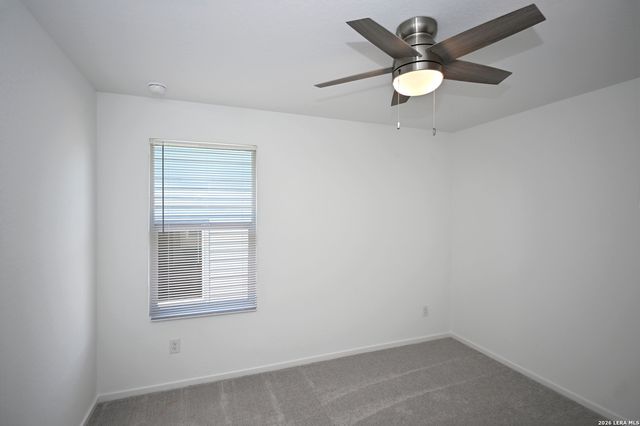 729 THEA MDWS, Marion, TX 78124