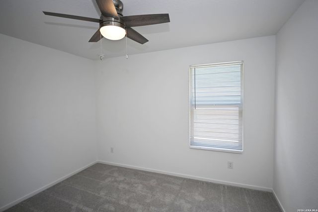 729 THEA MDWS, Marion, TX 78124