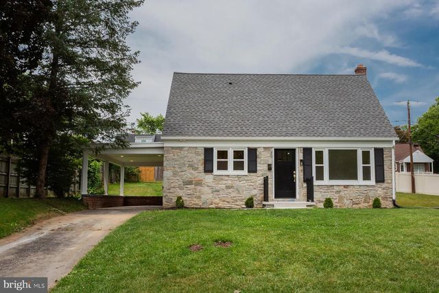 1307 MEADOWCREEK LN, Lancaster, PA 17603