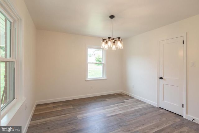 1307 MEADOWCREEK LN, Lancaster, PA 17603