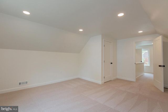 1307 MEADOWCREEK LN, Lancaster, PA 17603