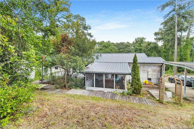 805 Shadowlawn Drive, Fayetteville, NC 28303