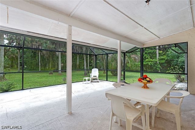 6040 Lancewood WAY, Naples, FL 34116