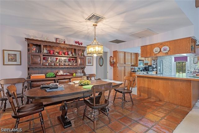 6040 Lancewood WAY, Naples, FL 34116
