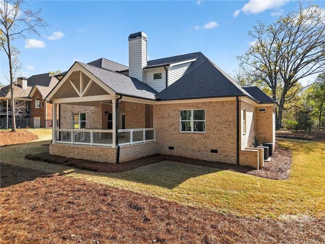 1091 Deer Trail, Bishop, GA 30621