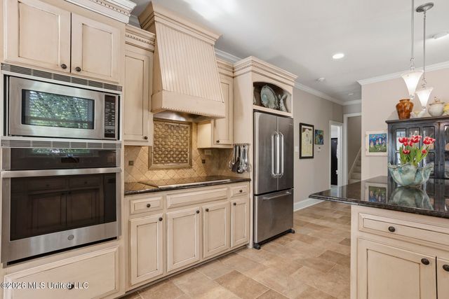 106 Claiborne Chase, Ridgeland, MS 39157