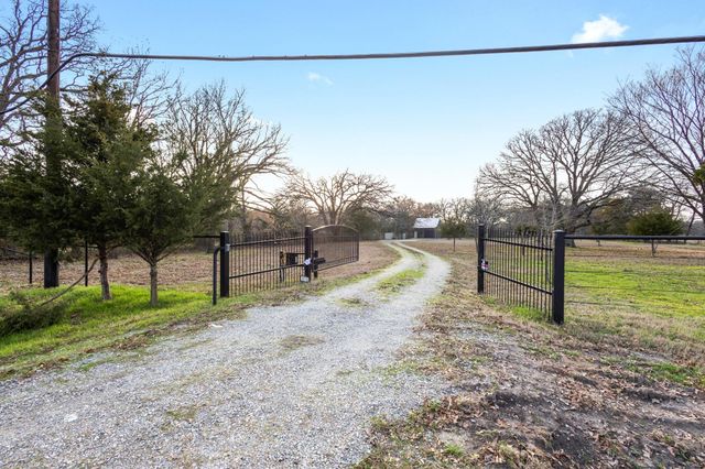 5019 N State Highway 78, Bonham, TX 75418