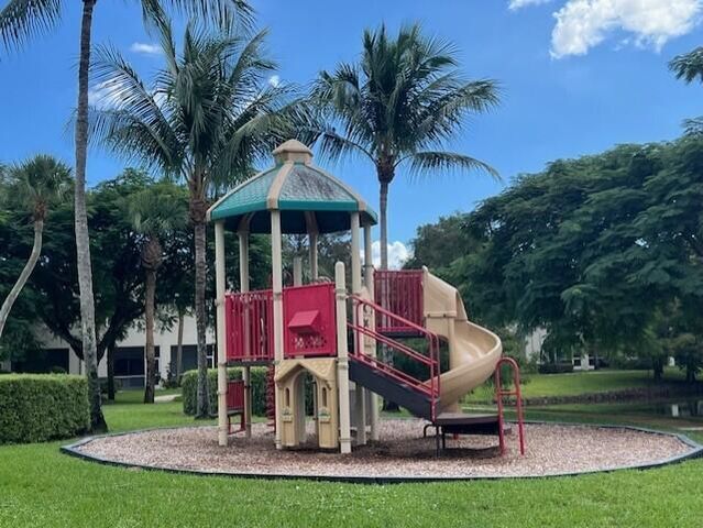 4551 Palmbrooke Circle, West Palm Beach, FL 33417