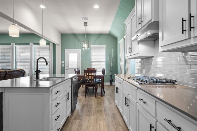 3667 Rolling Meadows Drive, Grand Prairie, TX 76065