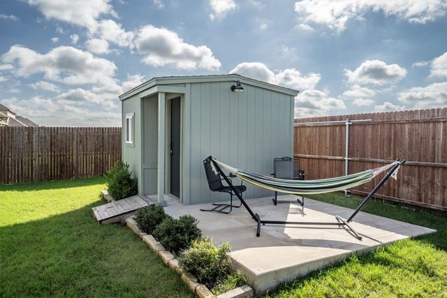 3667 Rolling Meadows Drive, Grand Prairie, TX 76065